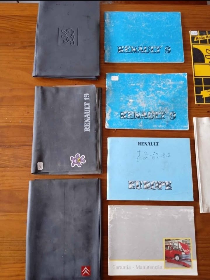 Capas e manuais vários
