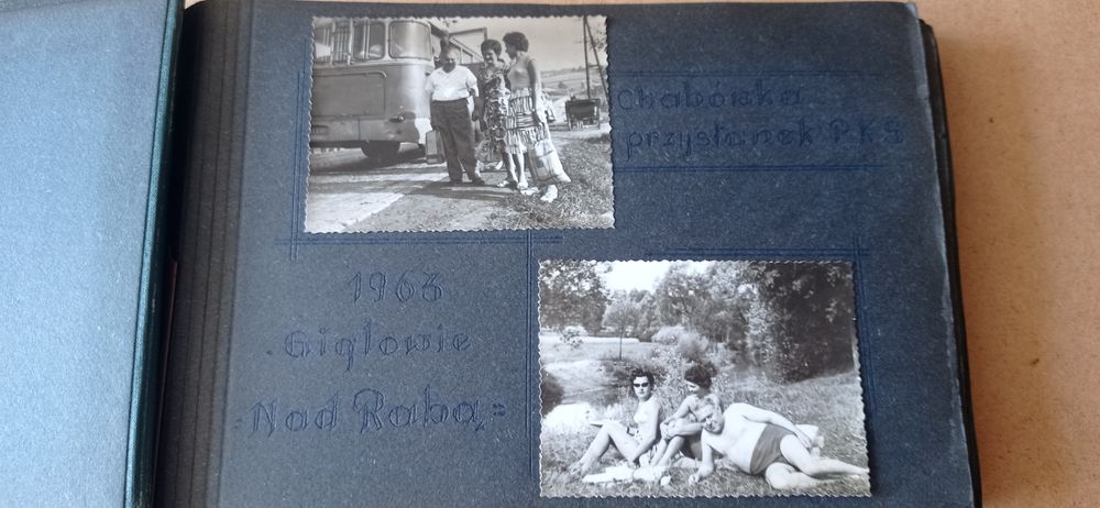 Album ze zdjęciami PRL motoryzacja, miasta, pomniki