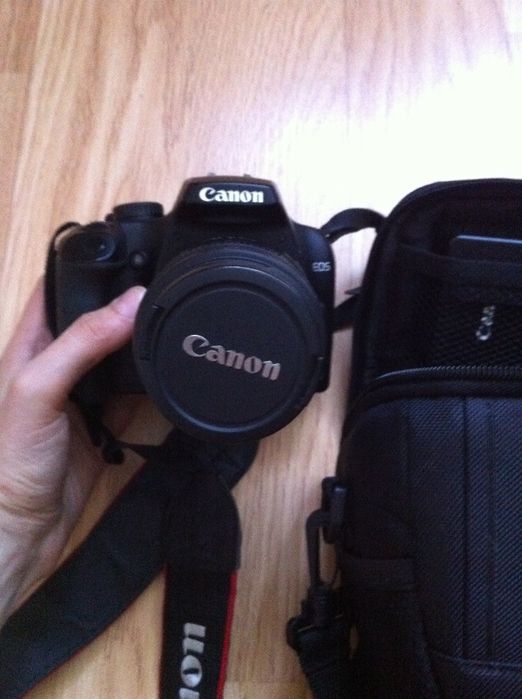 Фотоаппарат Canon 1000D