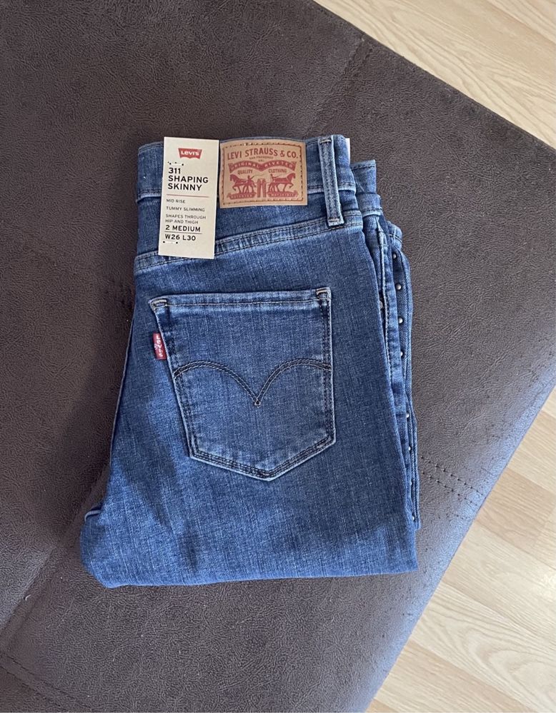 Джинси Levi’s розпродаж