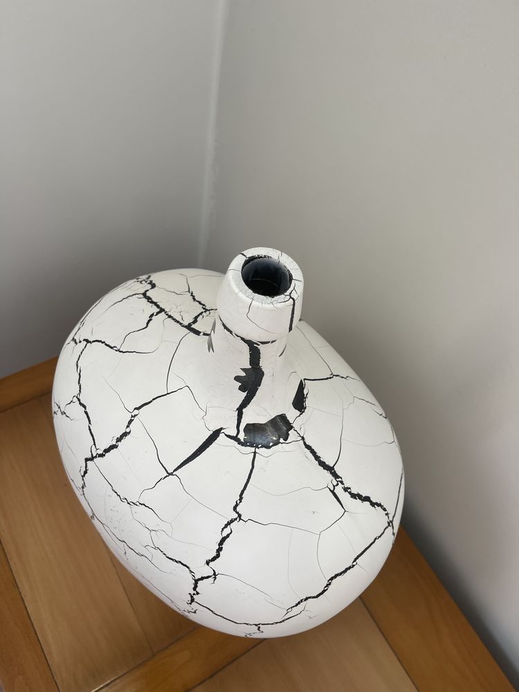 Vaso decorativo em vidro pintado à mão