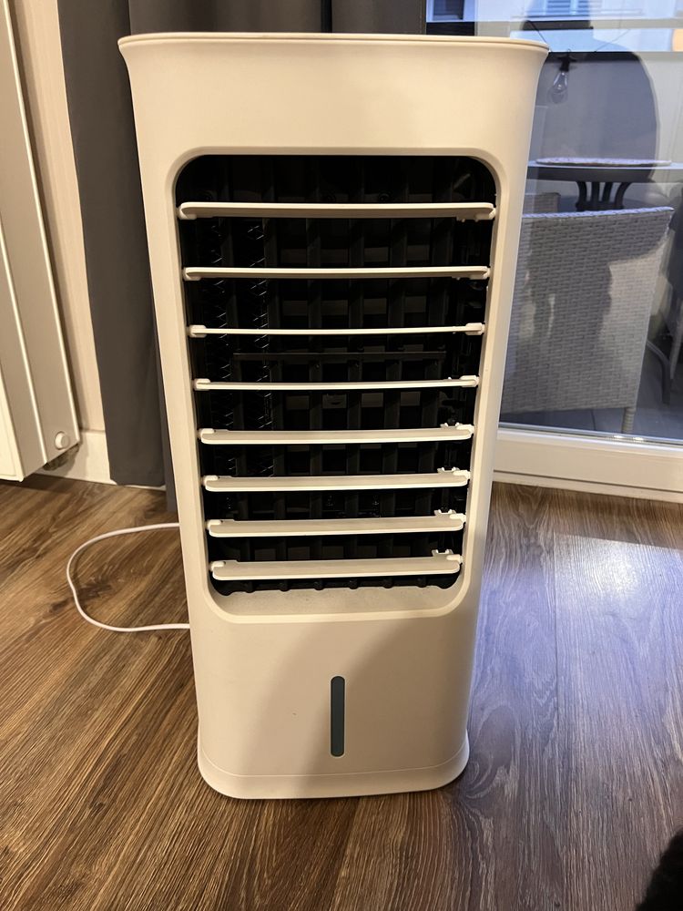 Klimatyzator przenośny / nawilżacz powietrza