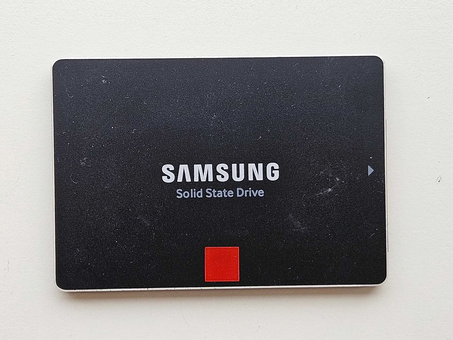 SSD 256Gb SATA 2.5 MLC Samsung 850 PRO MZ-7KE256 99% здоров'я