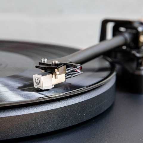 Вініловий програвач crosley c6