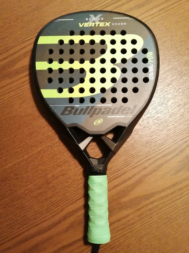 Bullpadel Vertex com hesacore