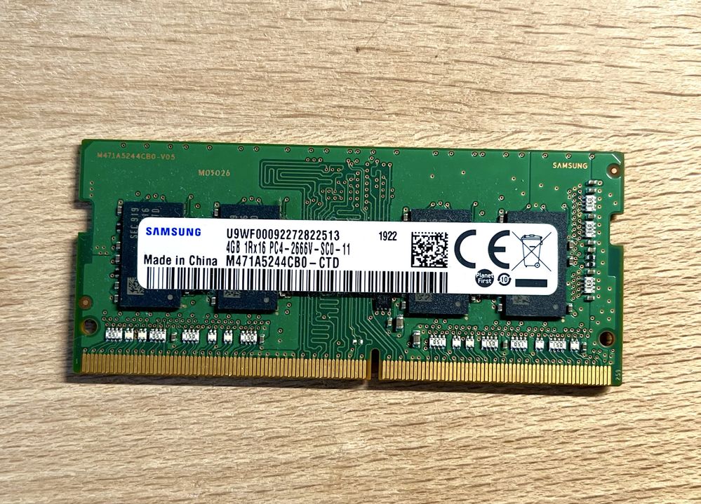 Оперативна памʼять samsung ddr4 4gb 2666