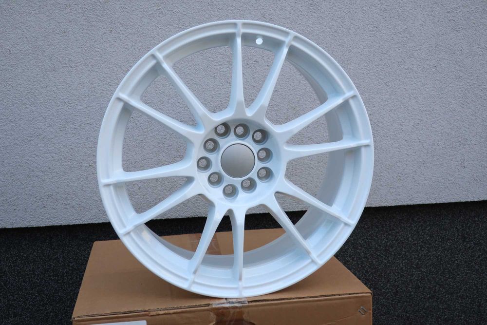 alu felgi 17 5x114,3 białe mazda 3 5 6 honda accord civic kia ceed OZ