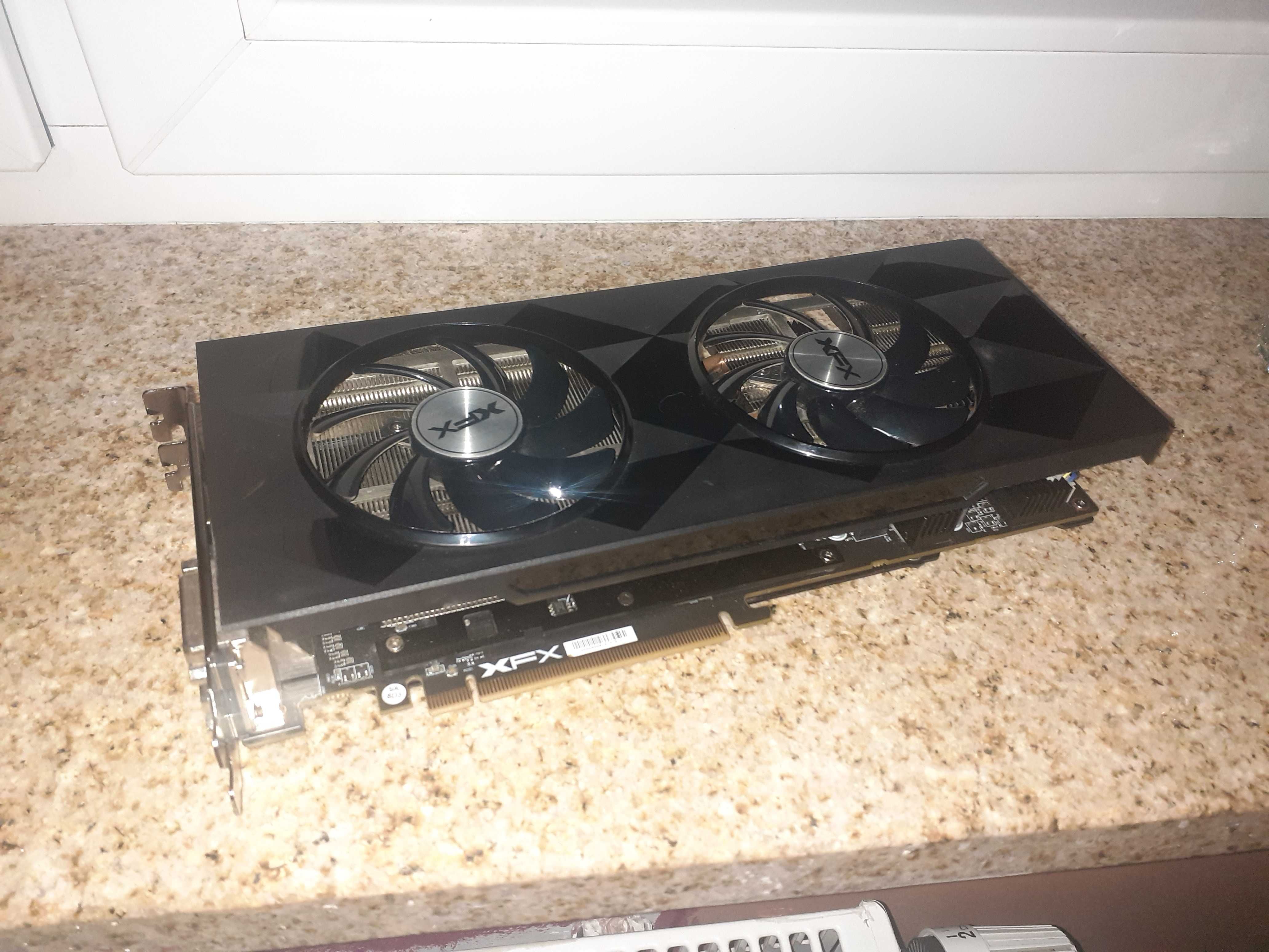 Karta graficzna XFX RADEON R9 390 8Gb 512Bit(6)