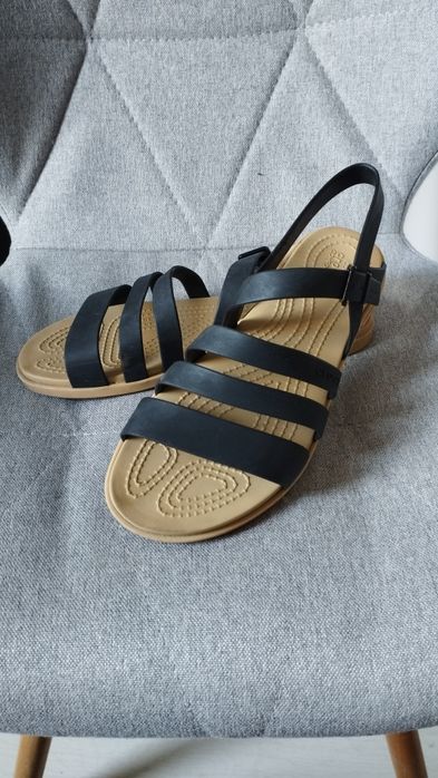 Босоніжки жіночі Crocs 36 розмір