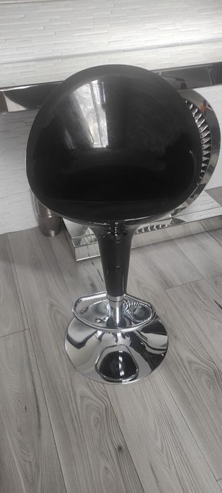 Czarny hoker Glamour