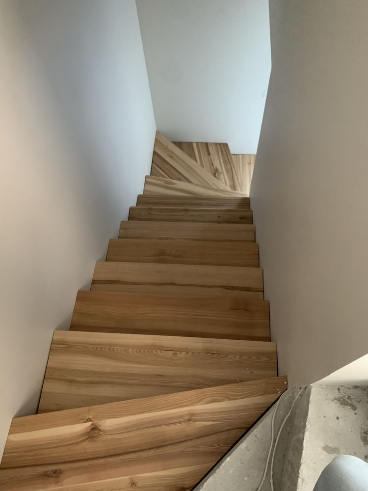 Stopnie drewniane, schody na beton, na konstrukcje, klejonki lite