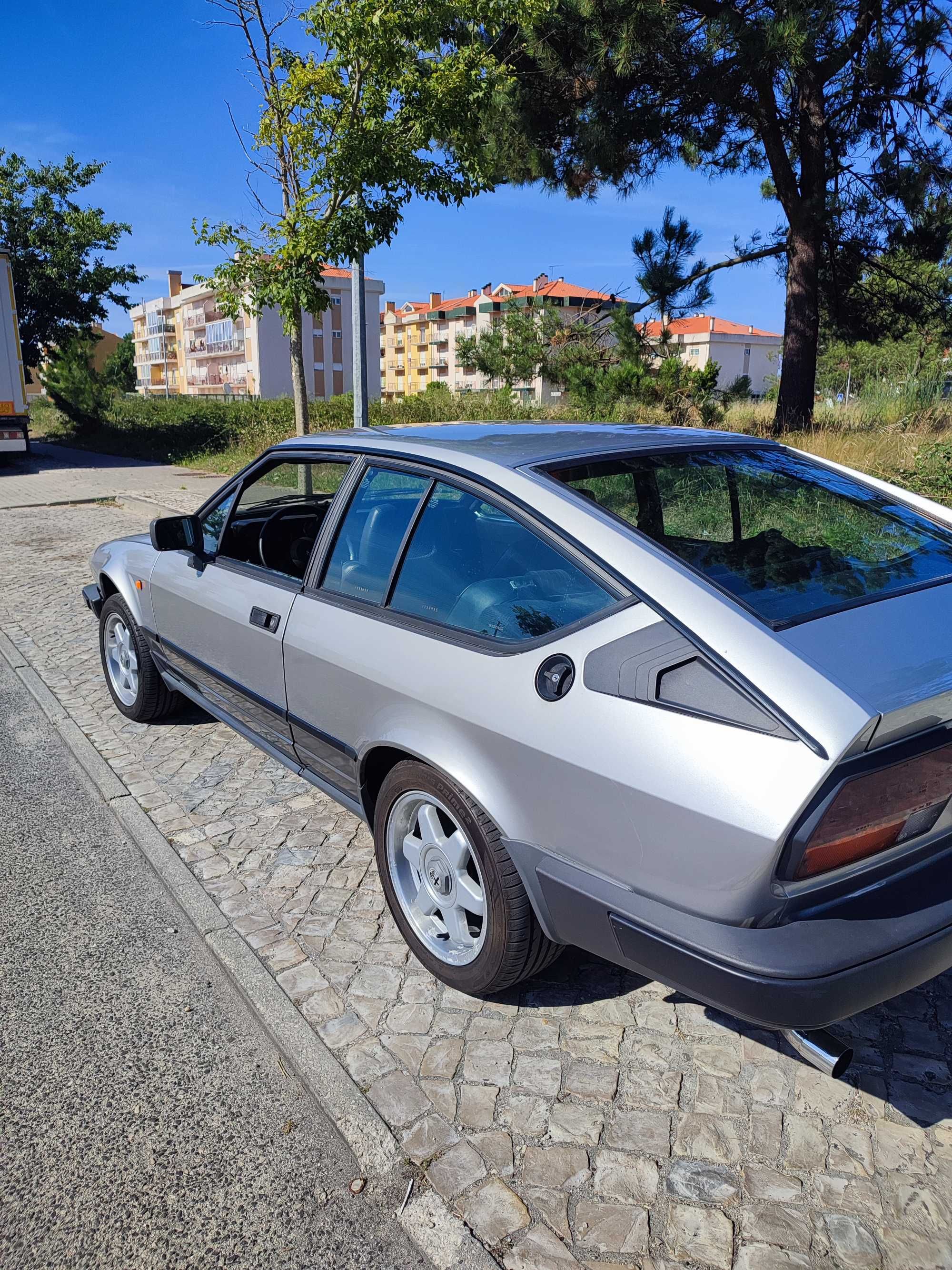 Alfa Romeo "Alfetta" GTV6 1984