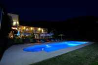 Cantinho da pedra Gerês turismo rural lindas paisagens com piscina