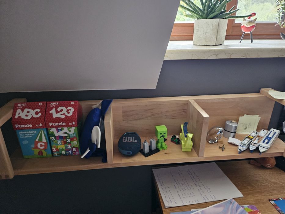 Meble do pokoju młodziezowego/dziecięcego dębowe