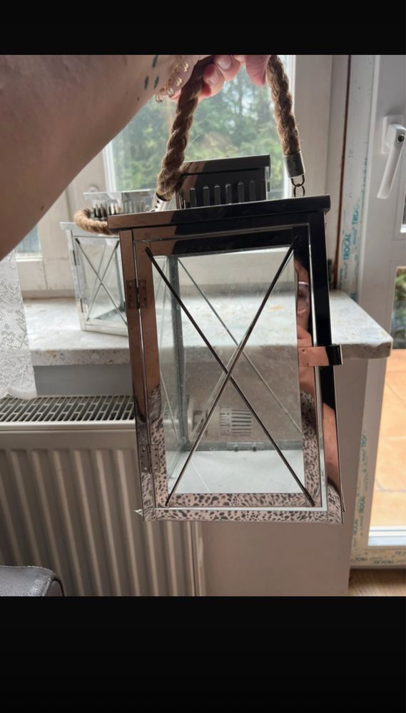 Komplet 2 lampionów z chromowanego metalu i szkła stylowa dekoracja