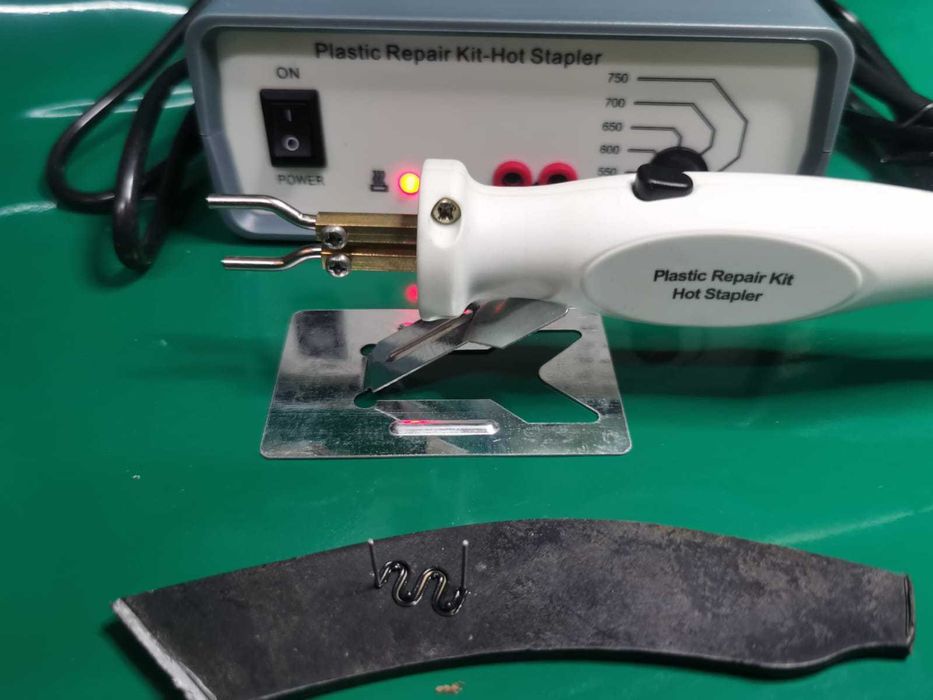 Zszywacz stacja lutownicza do napraw plastiku ZD-8905C + walizka