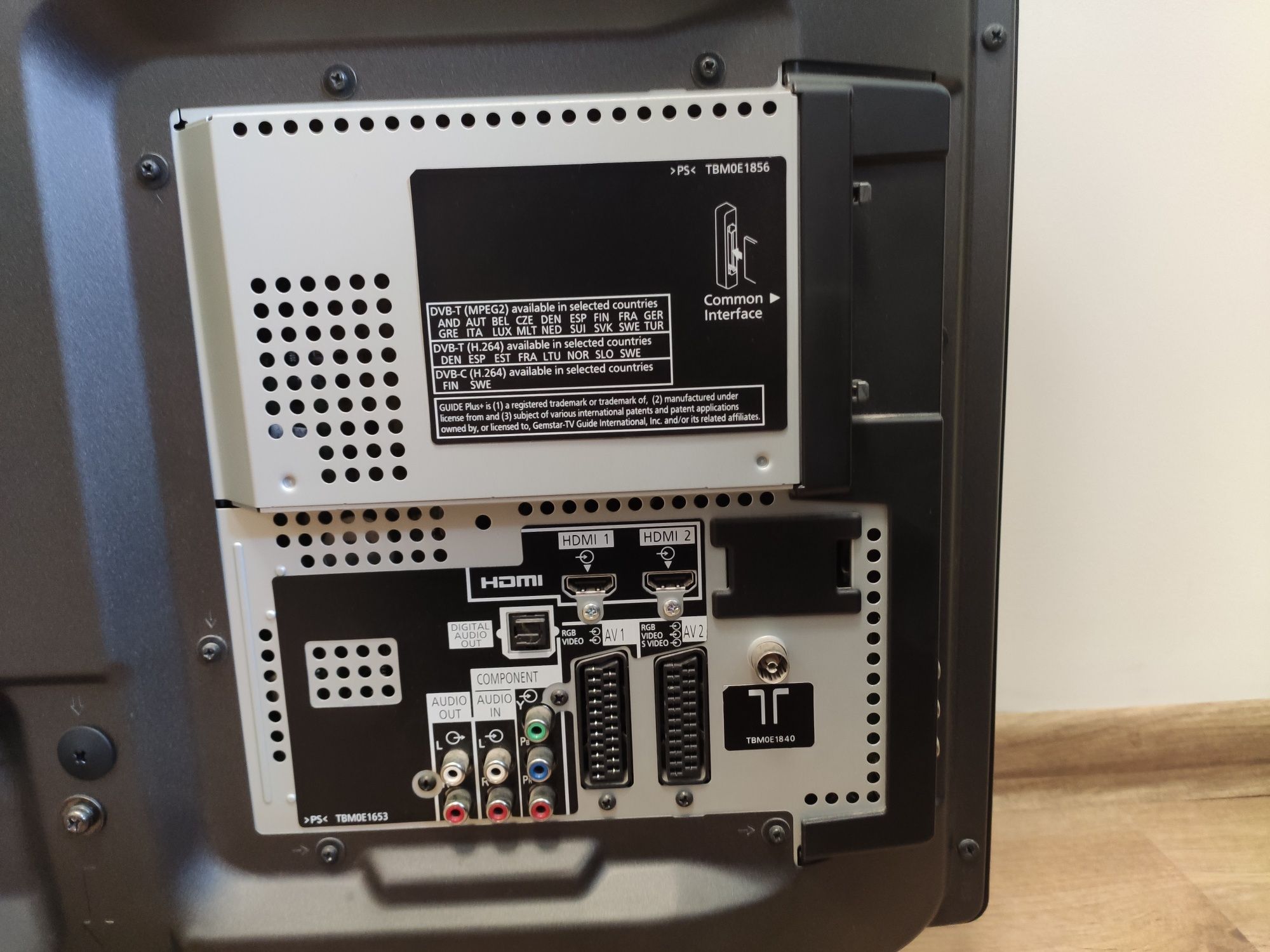 Telewizor Panasonic Viera TX-P42G10E  42 cale