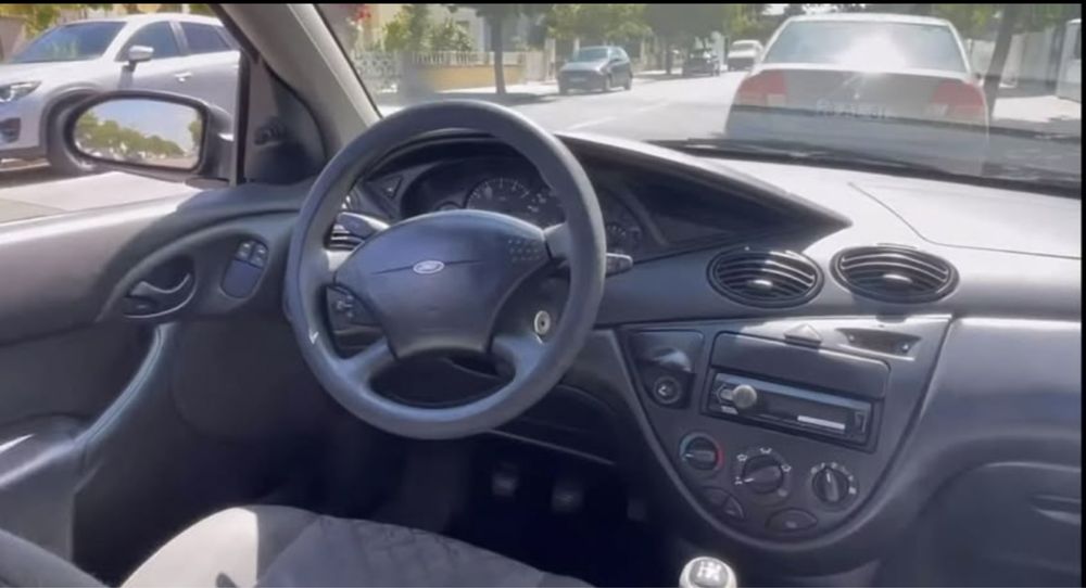 Ford Focus 2001 MK1 1.4 16V - 211 MIL KM