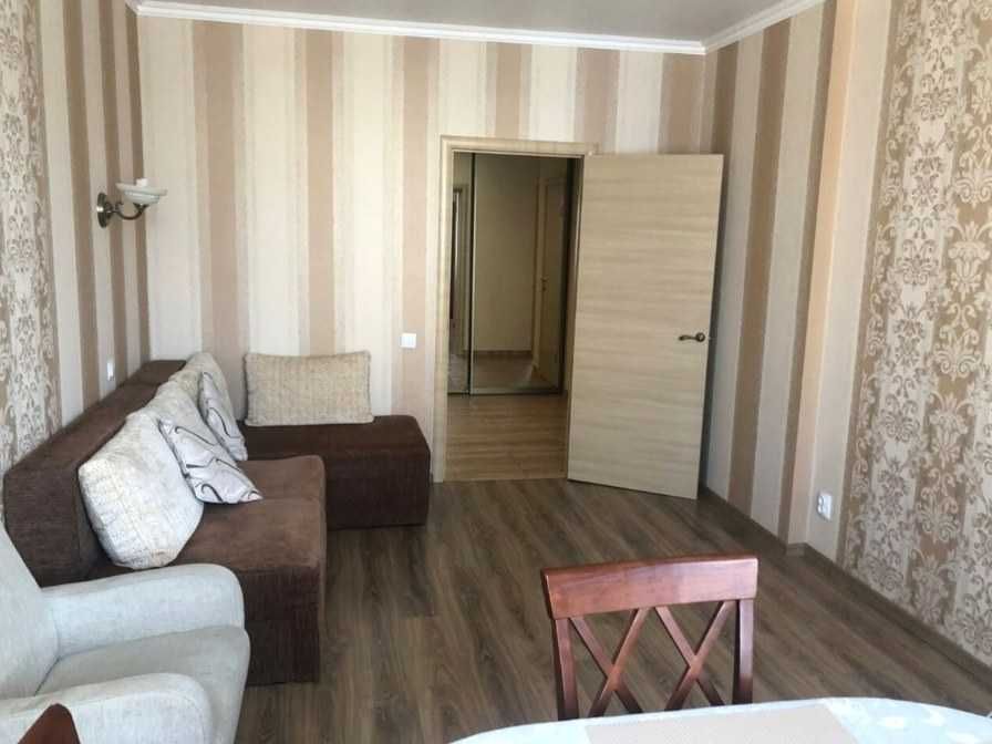 Здається в оренду простора 2-кімнатна квартира, вул. Туманяна, 3