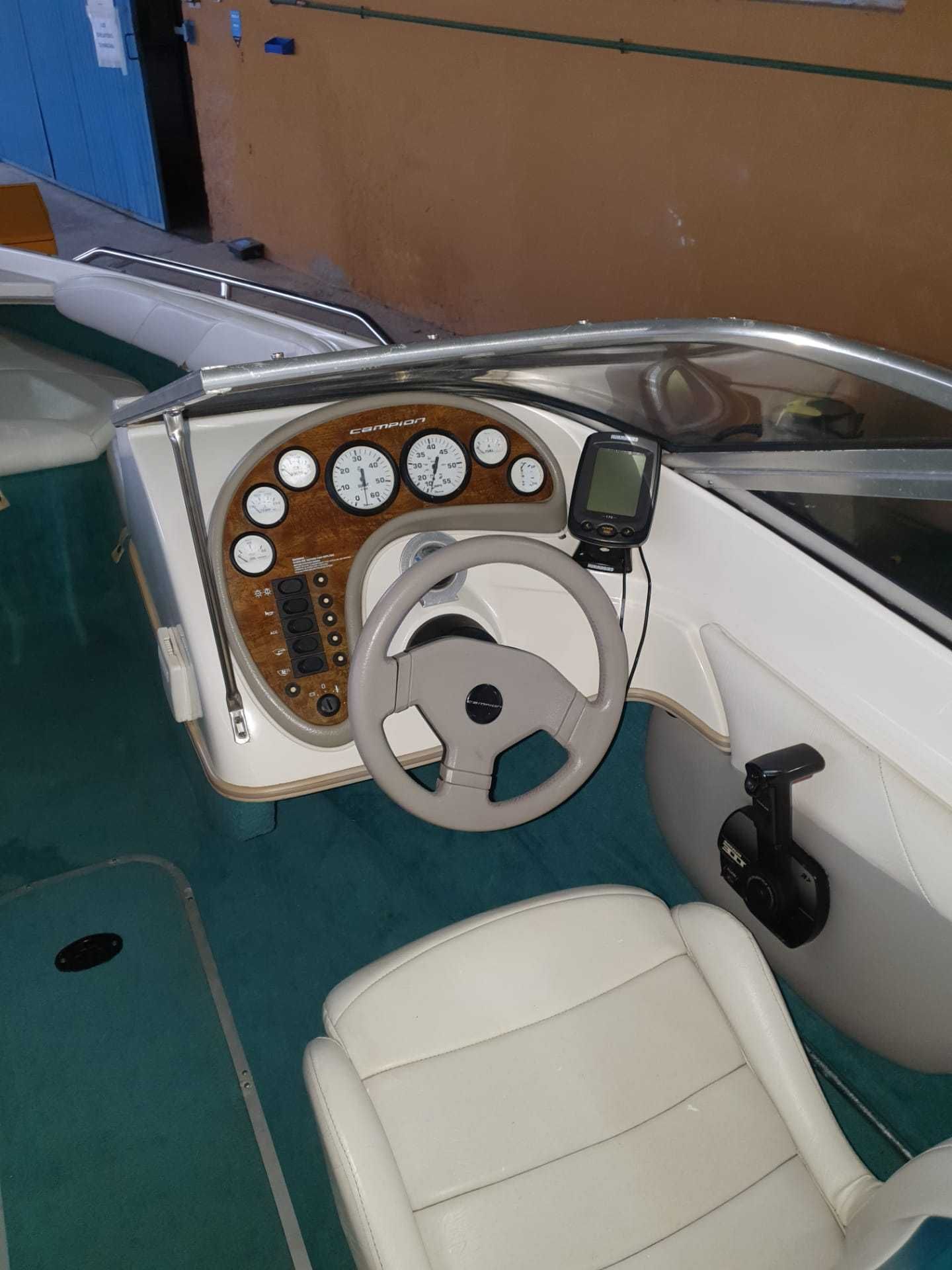 Barco Campion Allante com atrelado Mercruiser 145HP