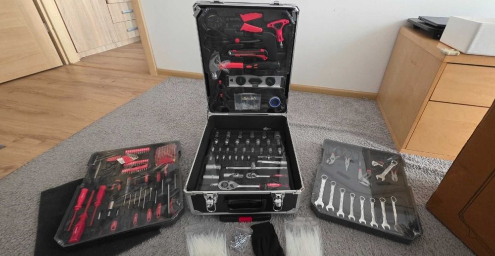 XXL Zestaw Narzędzi 1000 Elementów Majsterkowanie Walizka Narzędziowa