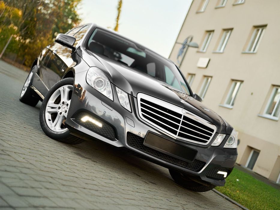 Mercedes-Benz Klasa E W212 E-Klasa 2.2 CDI 162KM  Automat • Avantgarde • Sedan • Skóra • LED