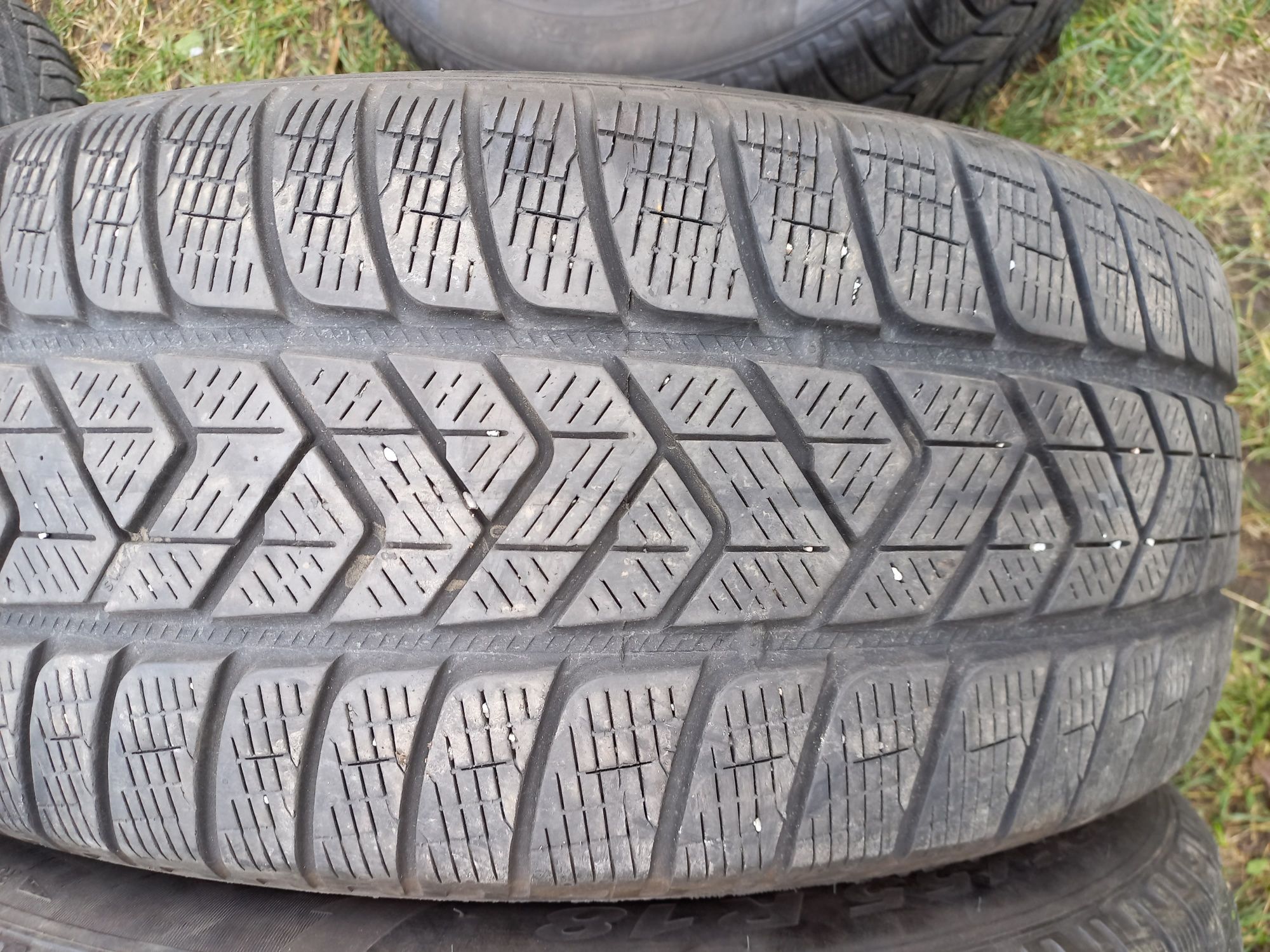 Шины R18 235/55Pirelli,Мichelin 2шт.,Р16 215/45 Bridgestone лето