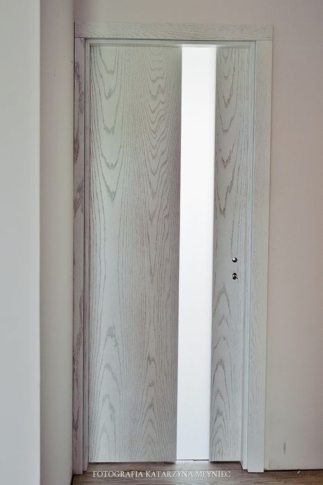 Drzwi dębowe, jesionowe, wewnętrzne i zewnętrzne