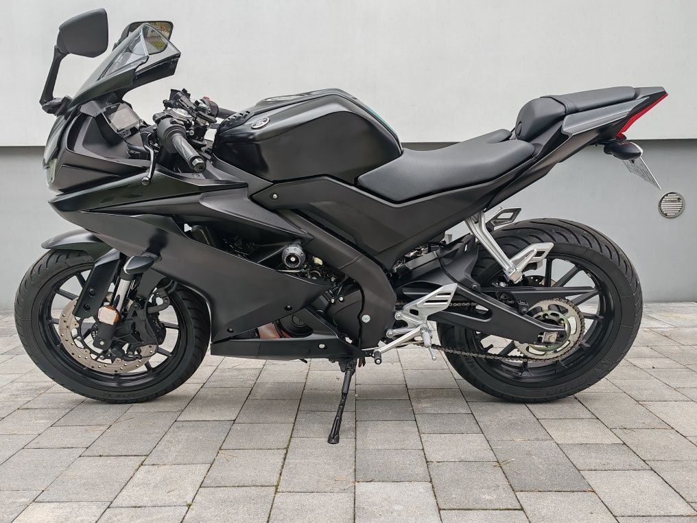Motocykl Yamaha YZF R125 niski przebieg salon PL r-125 łódzkie