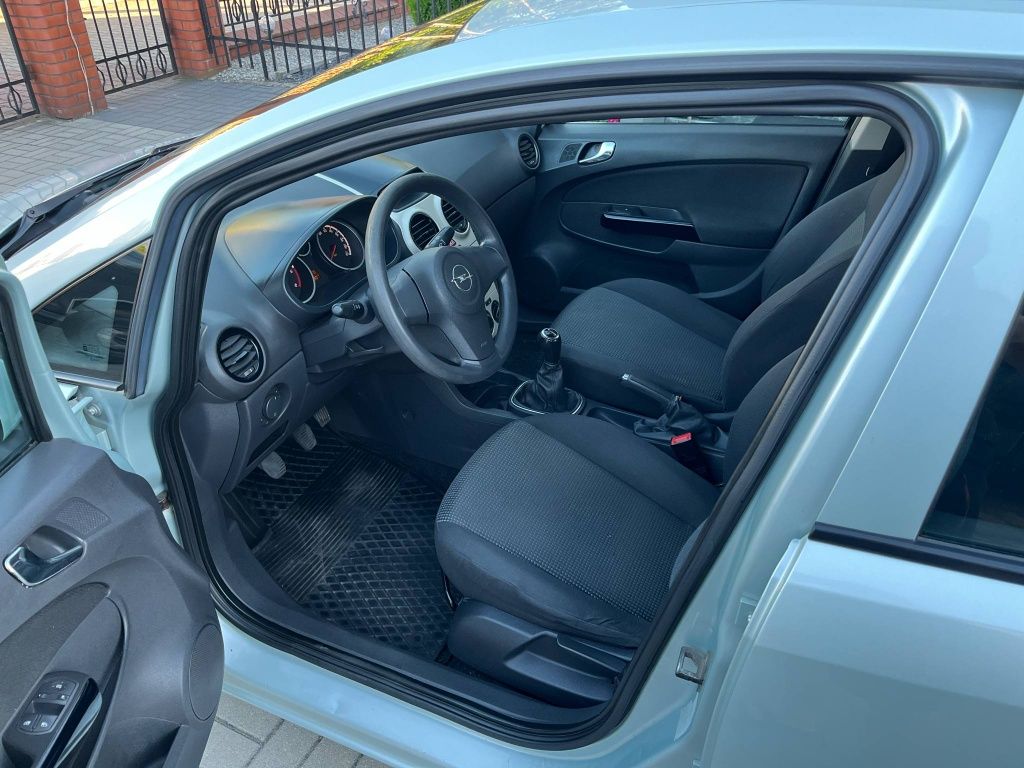 Opel Corsa D 1.3 CDTI  2008 rok