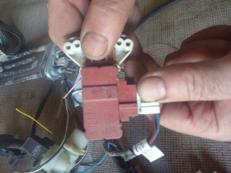 Запчасти для стиральной машины