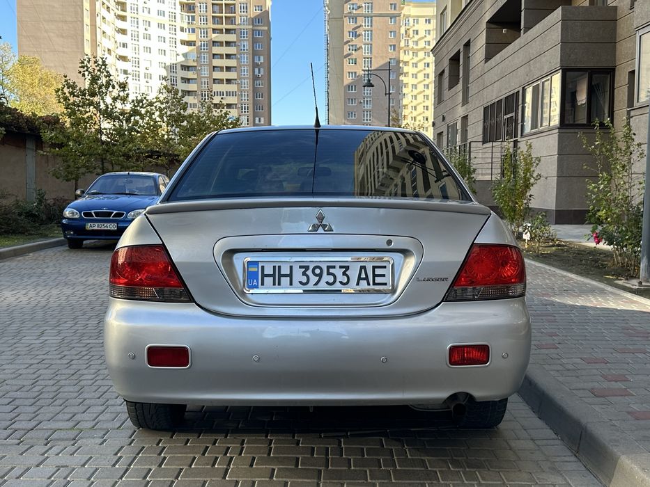 Продам Mitsubishi Lanser 9 1.6 автомат