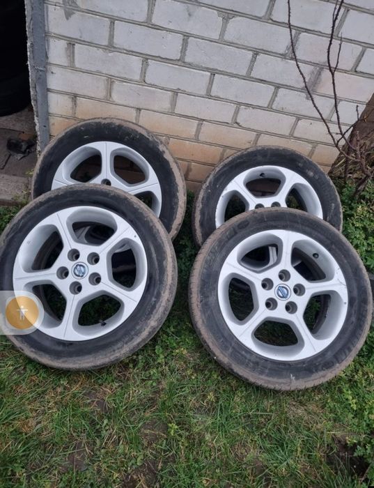 Диски 16  5х114.3 Ниссан лиф