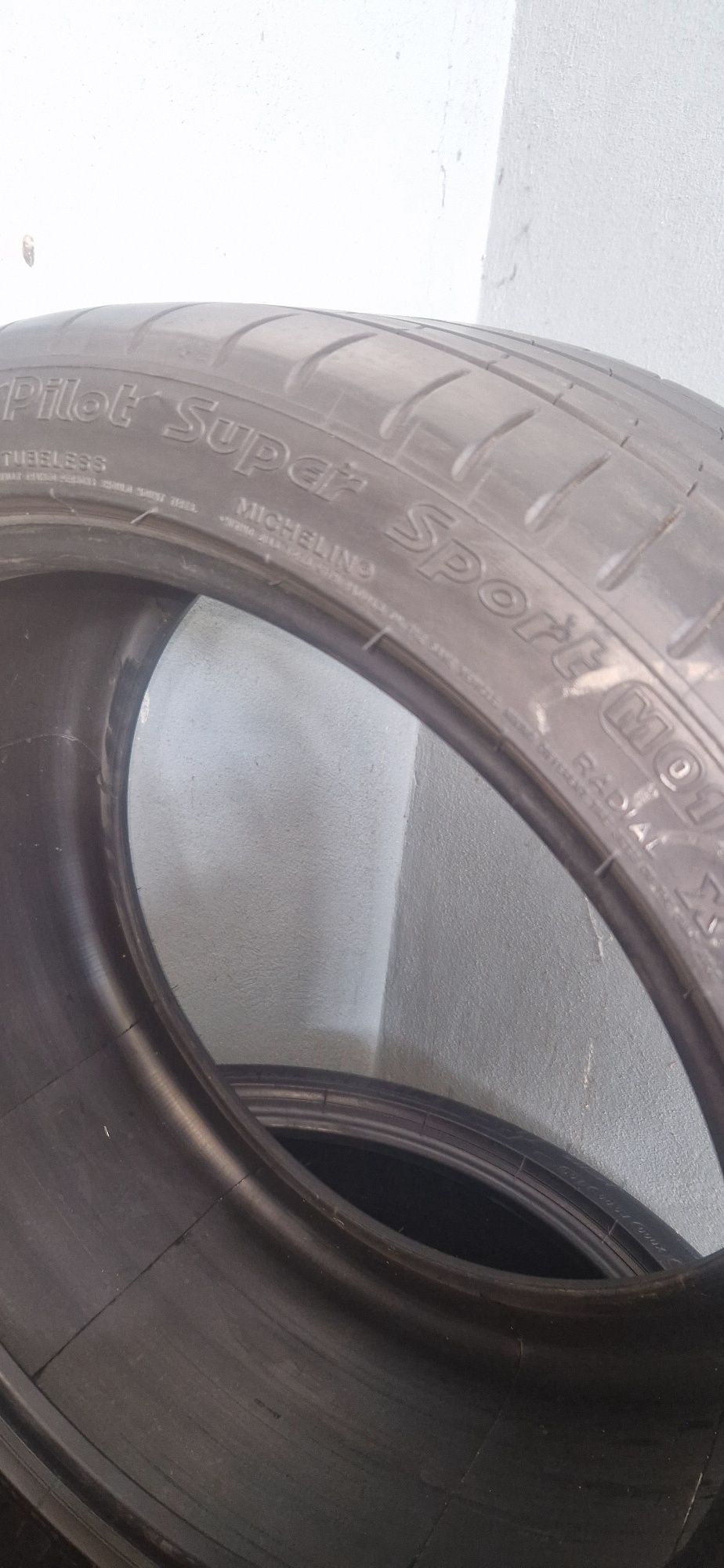 265/35R19 Michelin Super Sport