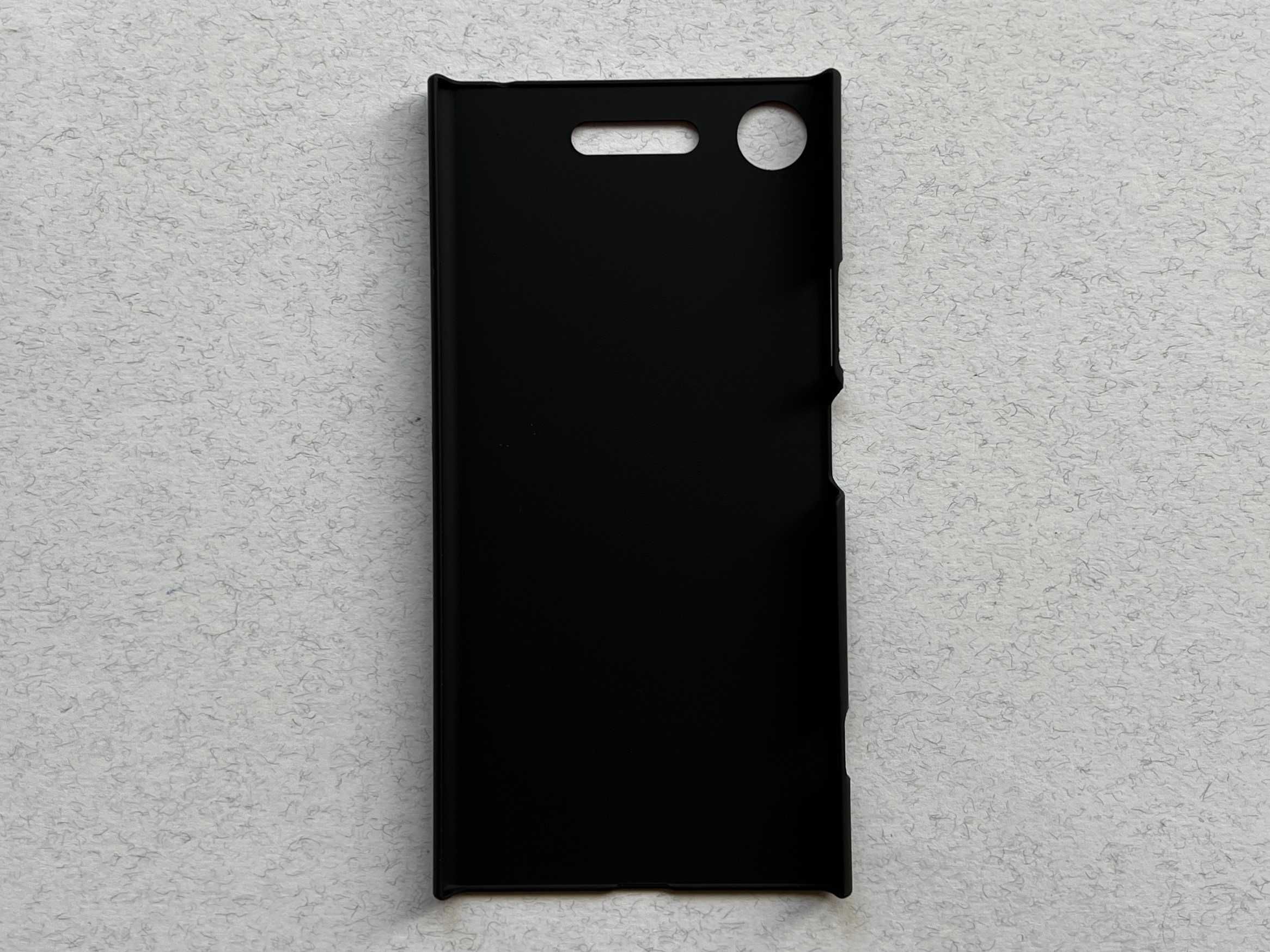 Sony Xperia XZ1 чохол чорний пластик тонкий xz xz2 xz3 чехол бампер
