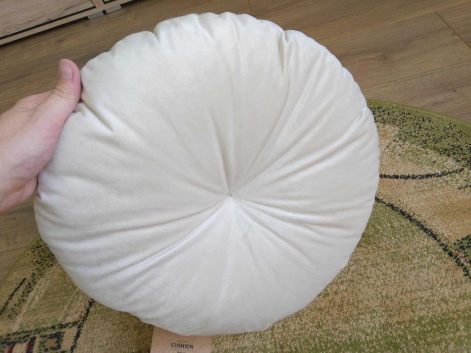 Poduszka ozdobna dekoracyjna okrągła 40cm beżowa marszczona