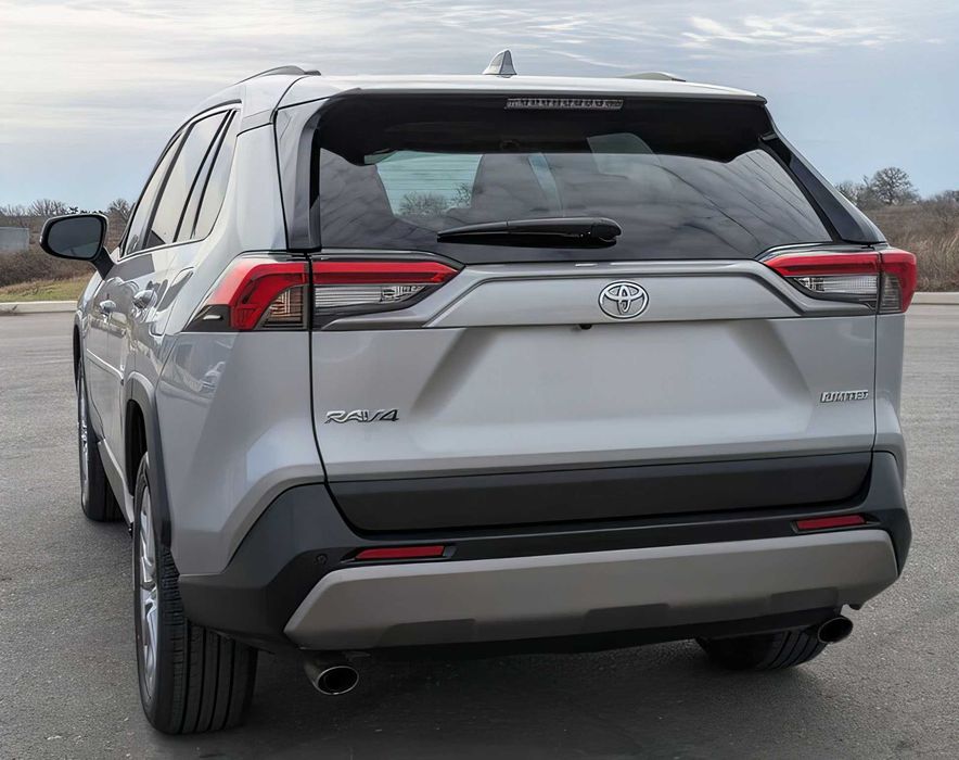 Toyota RAV4      2022