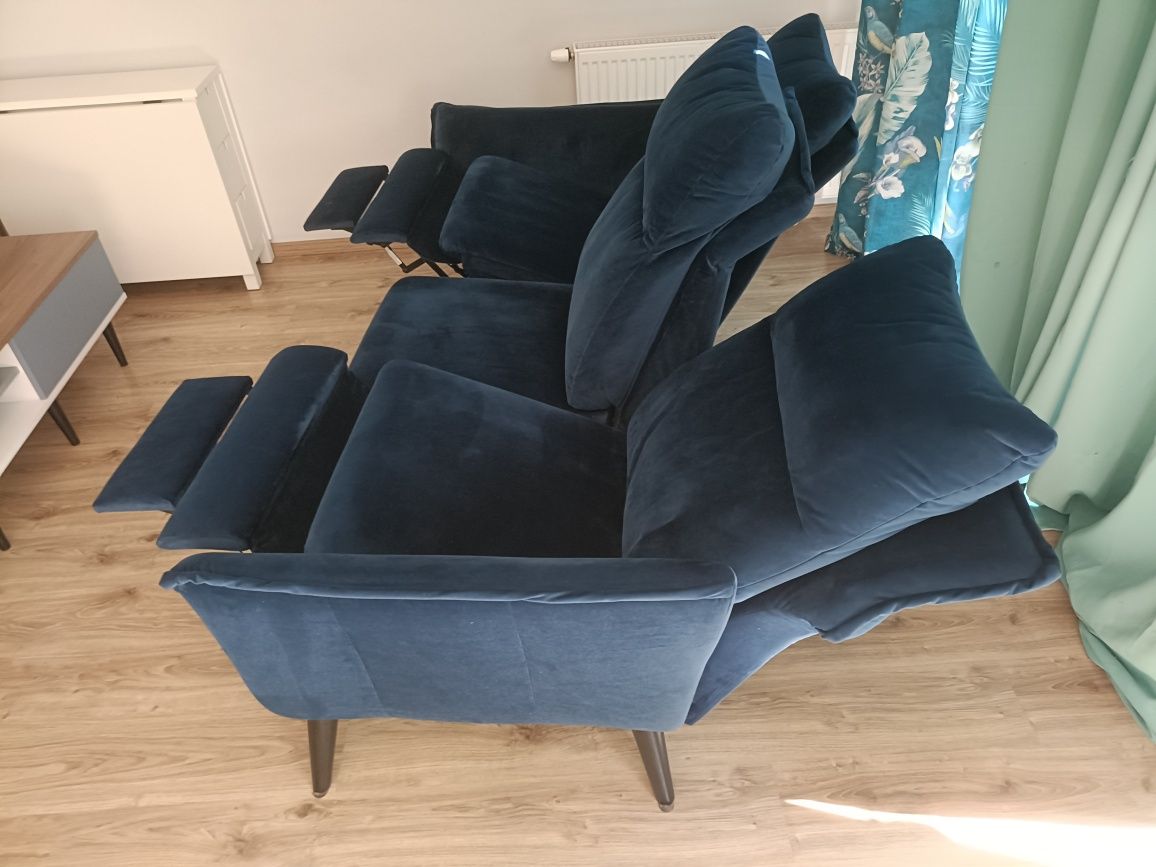 Sofa Inka Agata Meble Welurowa Ciemnoniebieska  Tkanina GR3