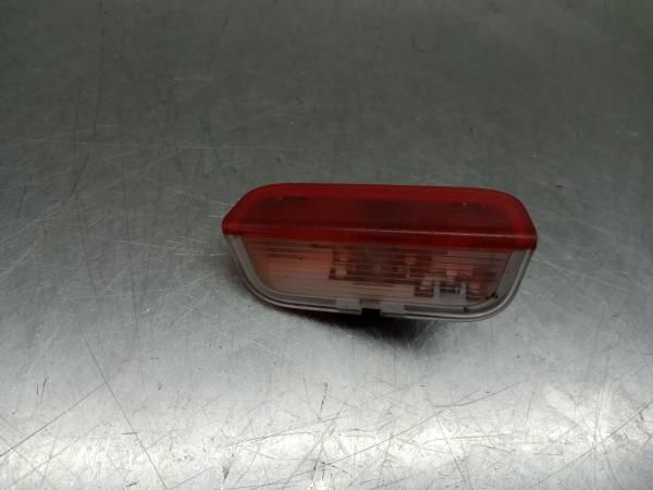 Luz interior VOLKSWAGEN Passat Variant (3B6)