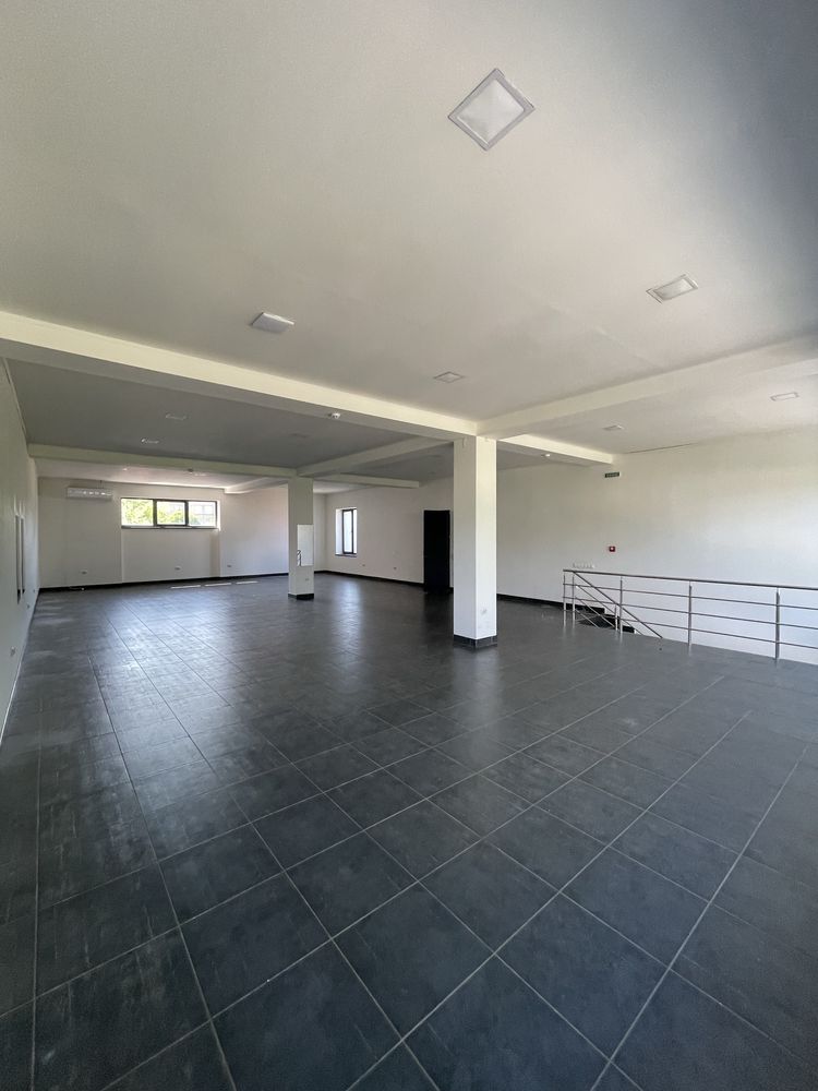 Комерційне приміщення 202.7 м²