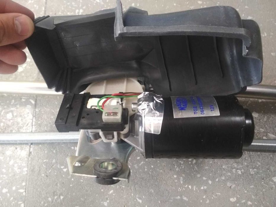 Трапеція скла з моторчиком на Fiat Doblo MM TGE223A