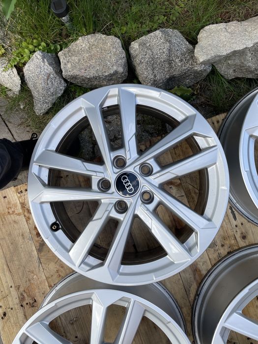 Felgi Aluminiowe 17'' OE Audi A3 8P 8V 8Y A4 B6 B7 6,5x17 ET43 5x112