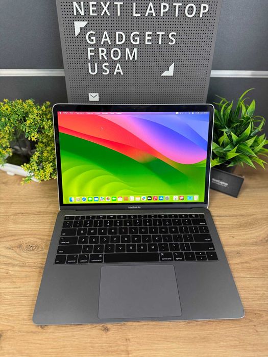 MacBook Air 13.3" 2019 i5 8\128 GB