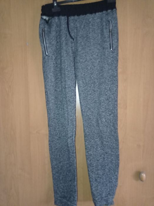 Dresy spodnie dresowe z wadą