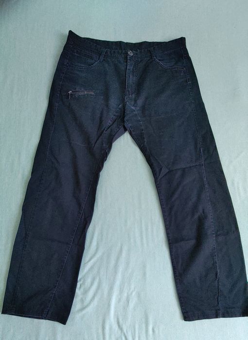 Męskie spodnie jeansowe House