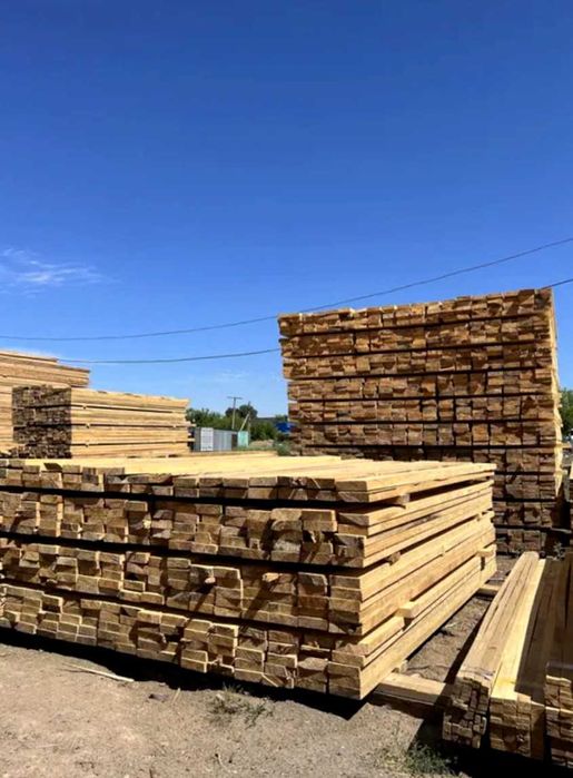 Продаж стропил дошки сосни пиломатеріалу дешево