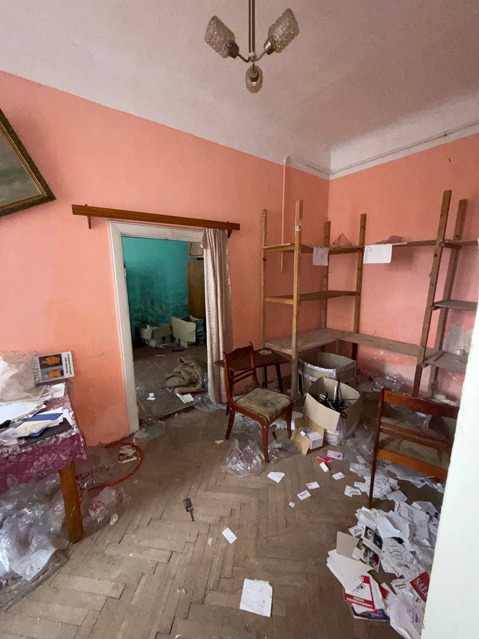 Продається двокімнатна квартира в центрі міста вул. Львівська