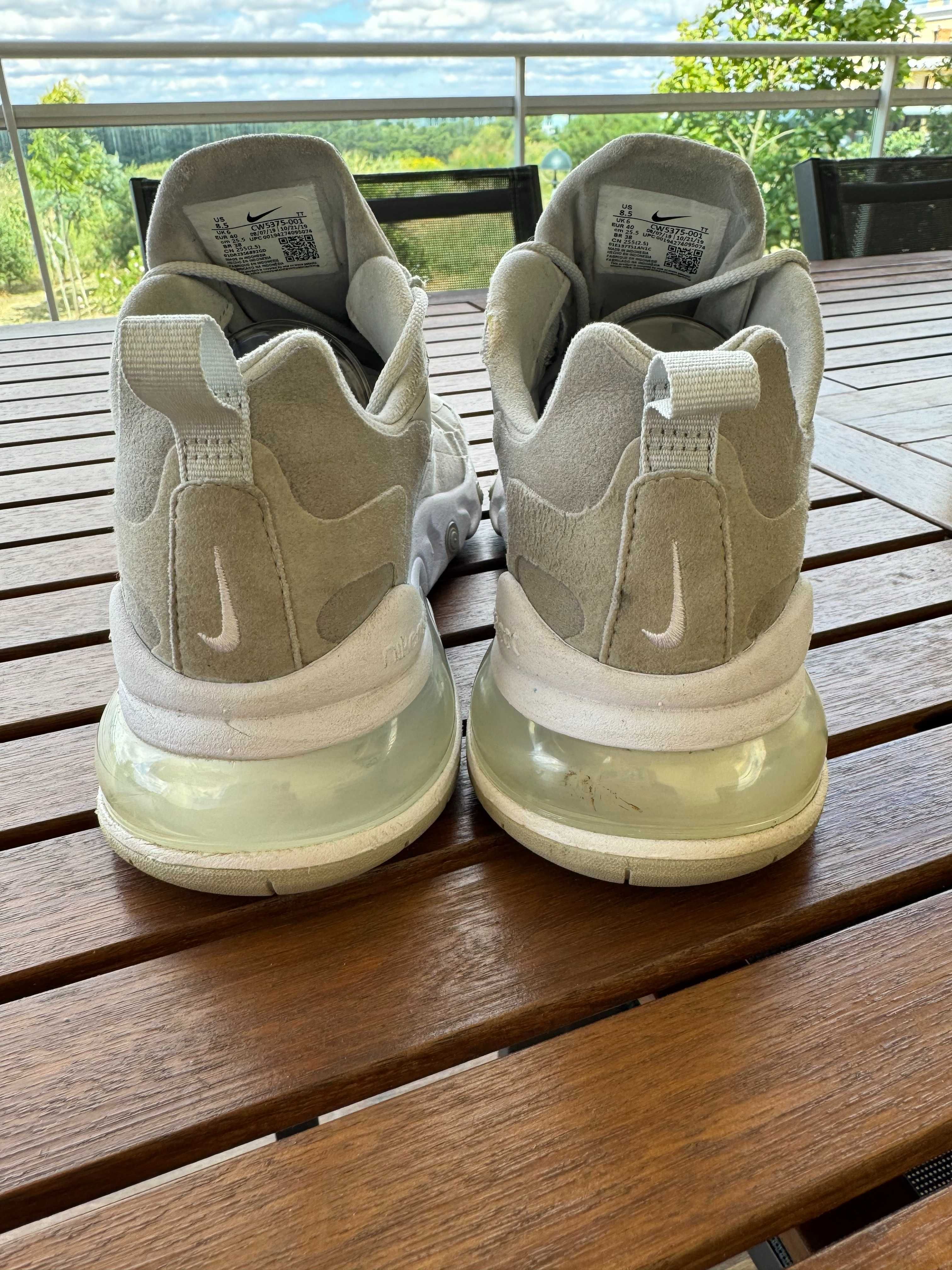 Nike AirMax React 70 Cinzentos