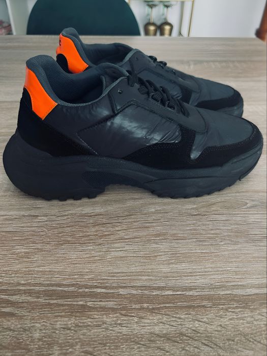Sapatilhas ESC novas 39