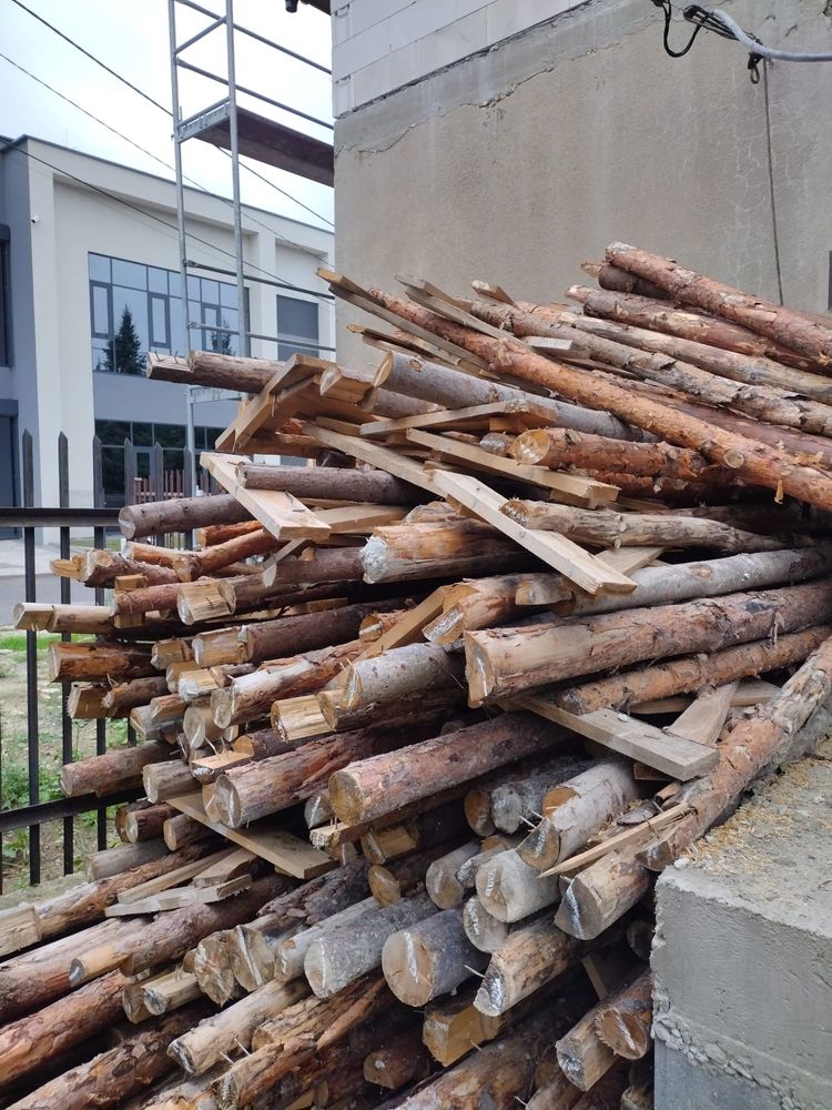 Drewno szalunkowe i stemple